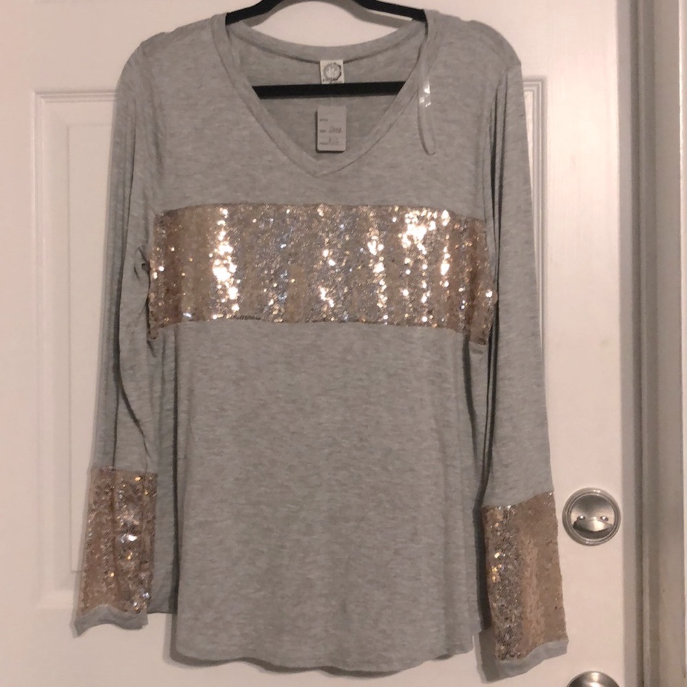 Long sleeve top